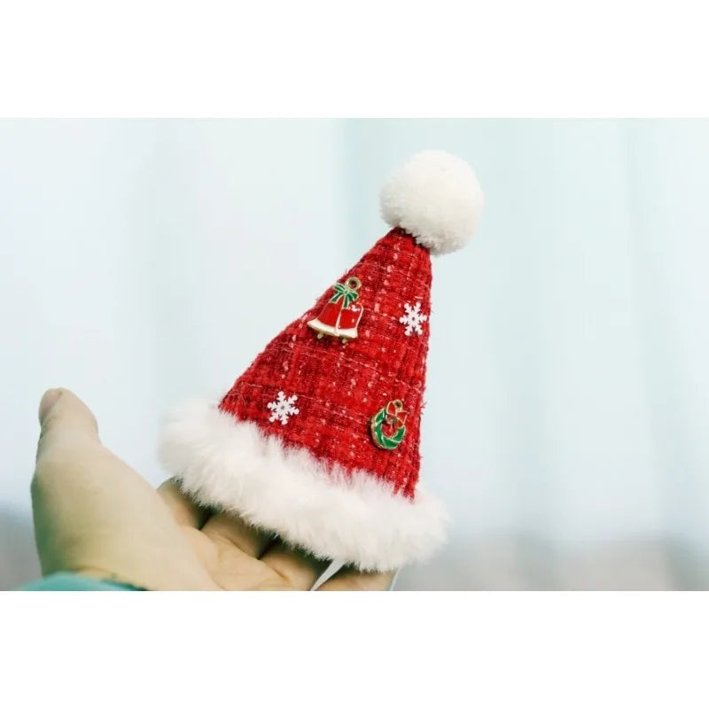 Christmas Pet Collar Scarf & Hat Set – Classic Plush Winter Outfit for Small Dogs & Cats | Finpaws Finland